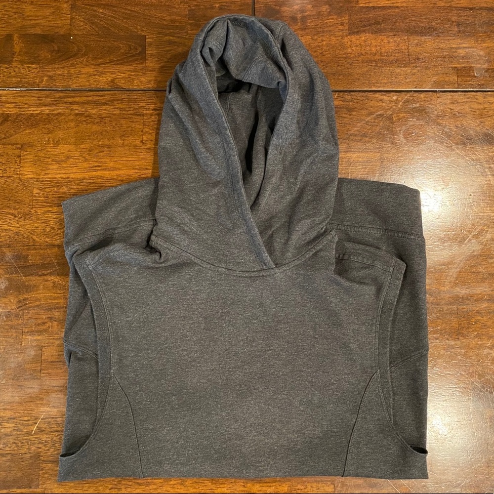 Lululemon Sleeveless Muscle Sweatshirt